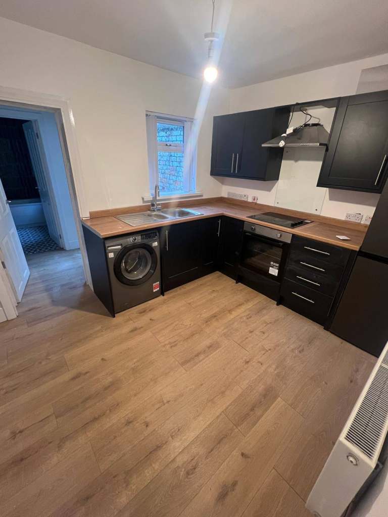 Stunningly Modernised 2-Bedroom Terrace in East Belfast - Mayflower Street BT5 4SL