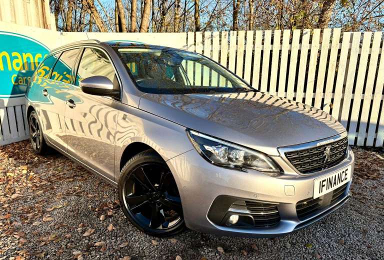 CAN'T GET CREDIT? CALL US! Peugeot 308 SW 1.2 PureTech Tech Edition - £199 DEPOSIT, £66 PER WEEK 