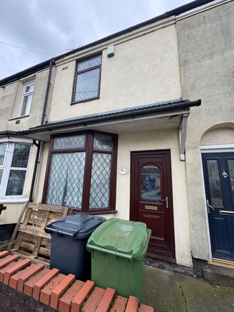2 BED HOUSE TO RENT , OFF DUDLEY ROAD , WV2-3EF