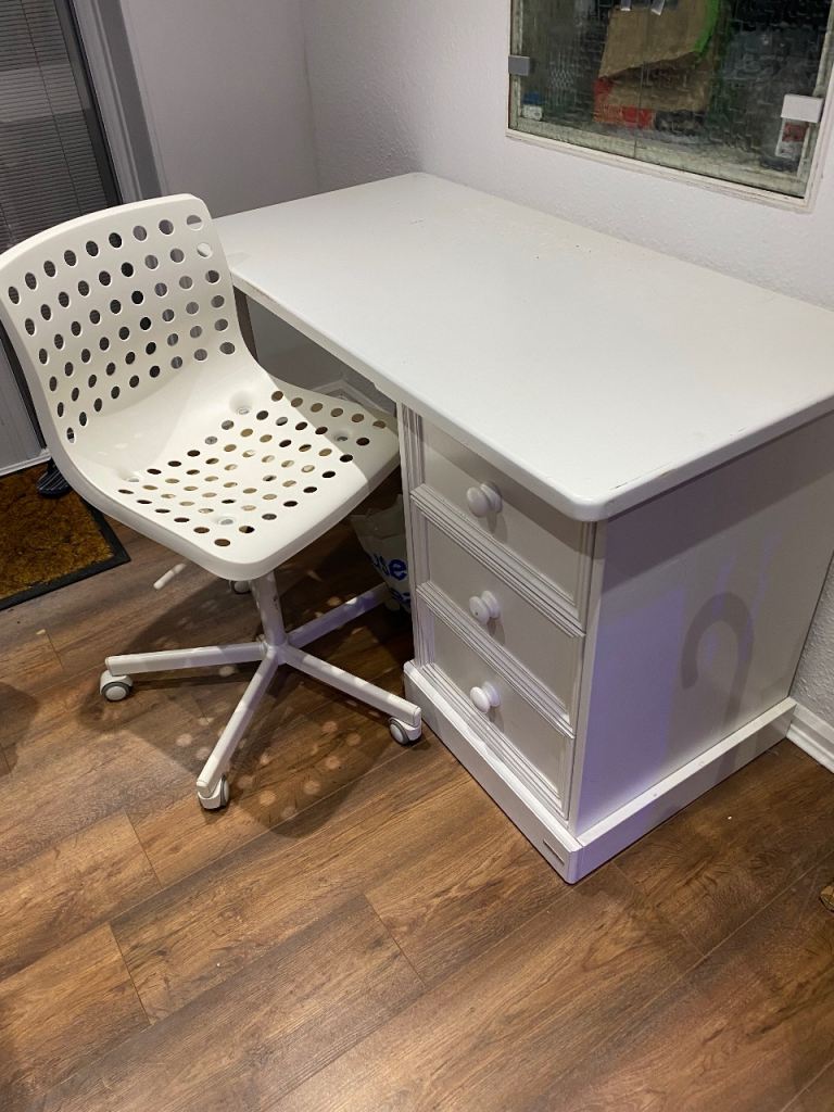 Desk and Chair 