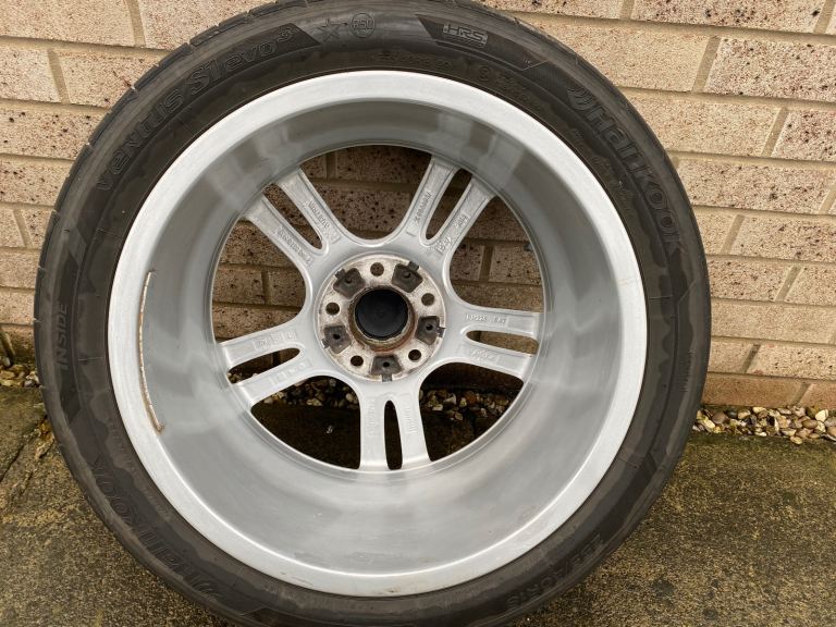 BMW 400M single Rear wheel, tyre and tpms