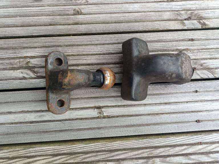 Tow ball and cover 