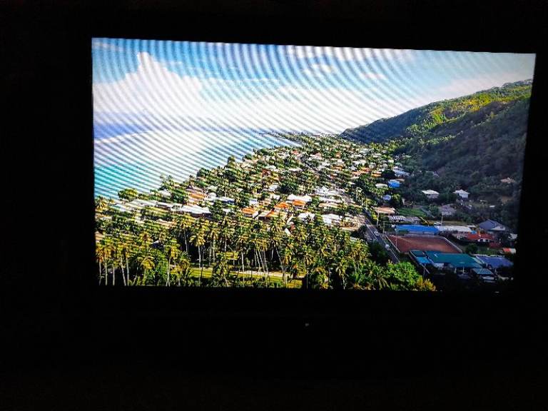 Sharp LCD Colour TV 150W LC-32D12E 32-inch 50Hz (PROBLEMS IN DESCRIPTION)