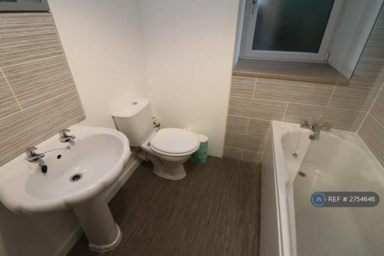 1 bedroom in West High Street, Kirkintilloch, Glasgow, G66 (#2754646)
