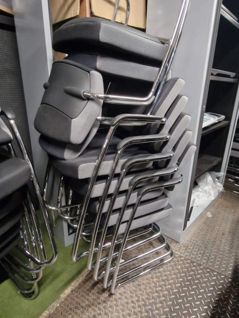 Senator Cantilever meeting chairs and visitor chairs (50 available)