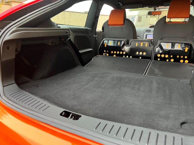 FORD FOCUS 2.5 ST * LOW MILEAGE * FRESH IMPORT *