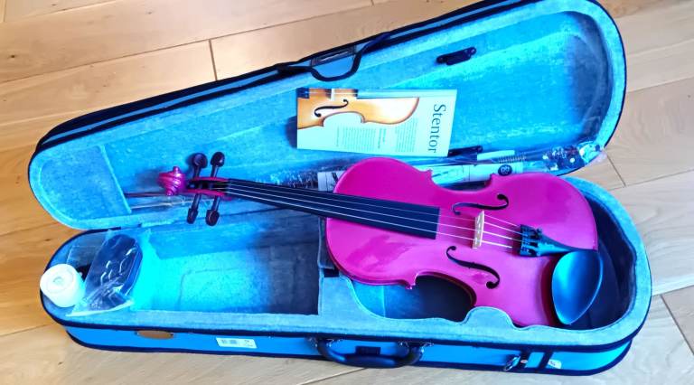 Harlequin Violin Outfit Full Size 4/4 Raspberry Pink Sparkle, Brand New