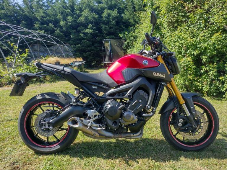 YAMAHA MT-09 2016 16. ABS. 26000.RED. JUST SERVICED. 2 KEYS. IMMACULATE+STANDARD