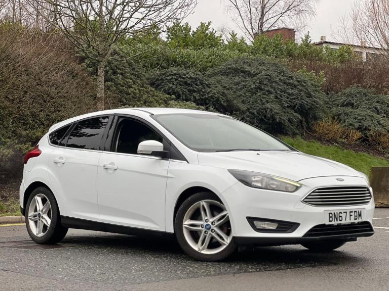 2017 Ford Focus 1.0T EcoBoost Zetec Edition Euro 6 (s/s) 5dr HATCHBACK Petrol Manual