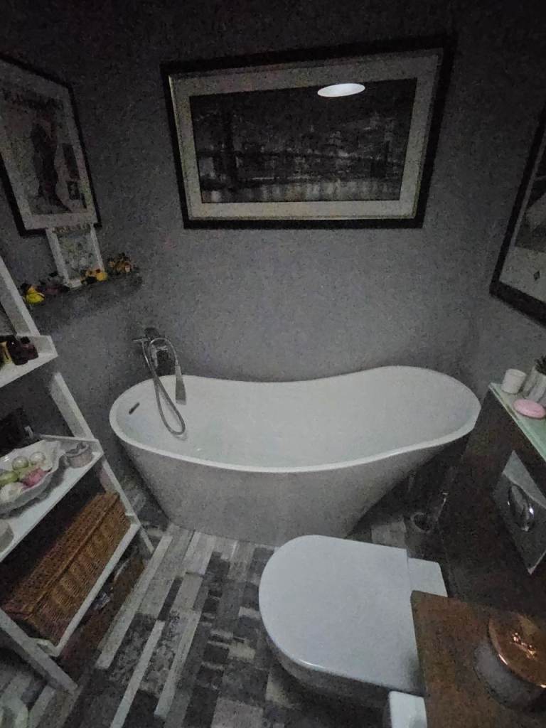 1700x690mm modern slipper bath and free standing tap.