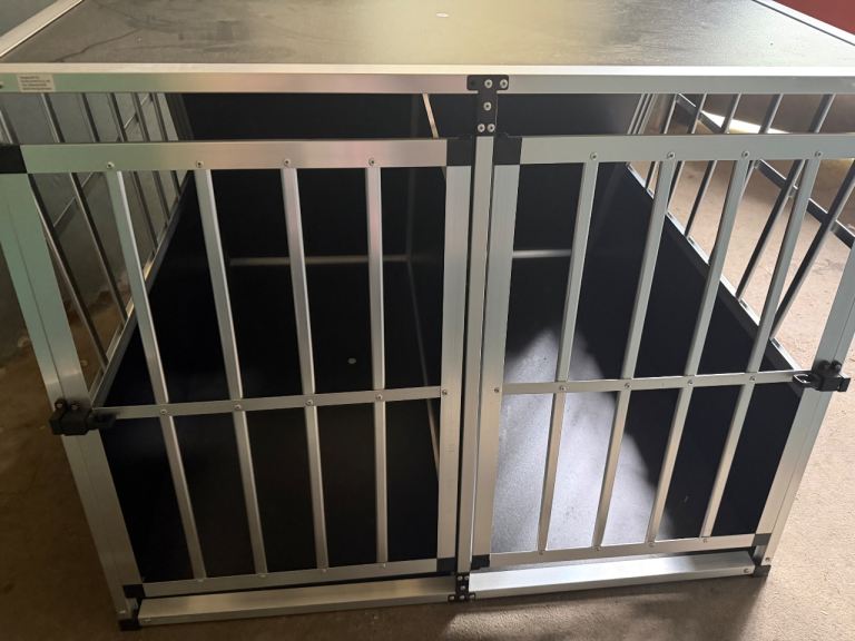 Dog car crate aluminium 