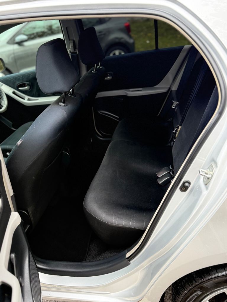 Toyota, YARIS, Hatchback, 2006, Manual, 1296 (cc), 5 doors