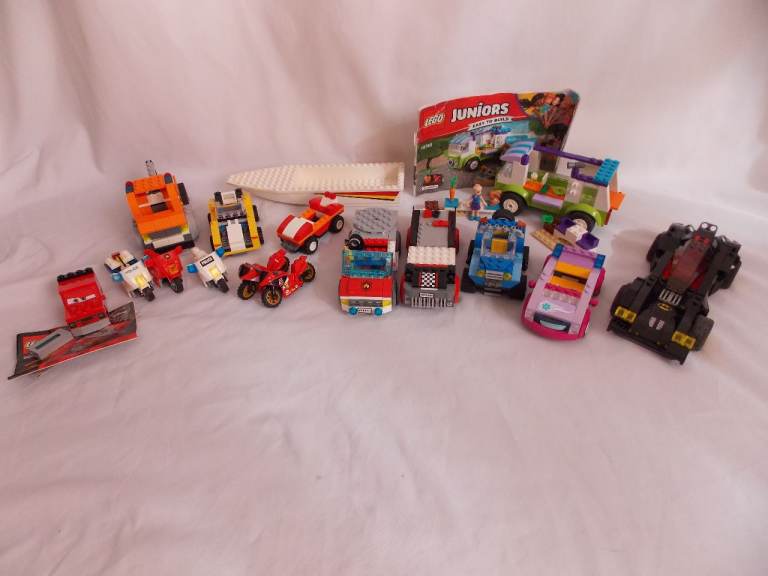 16 Lego Vehicle Bundle Cars Batmobile Boat Bikes - Incomplete - Job Lot