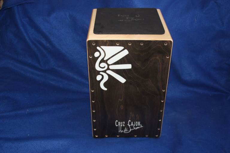 Heidi Joubert ~ Cruz Cajon Pro + Carry Case ~ Signed By Maker ~ Adjustable Snare Wires ~ £125 ono