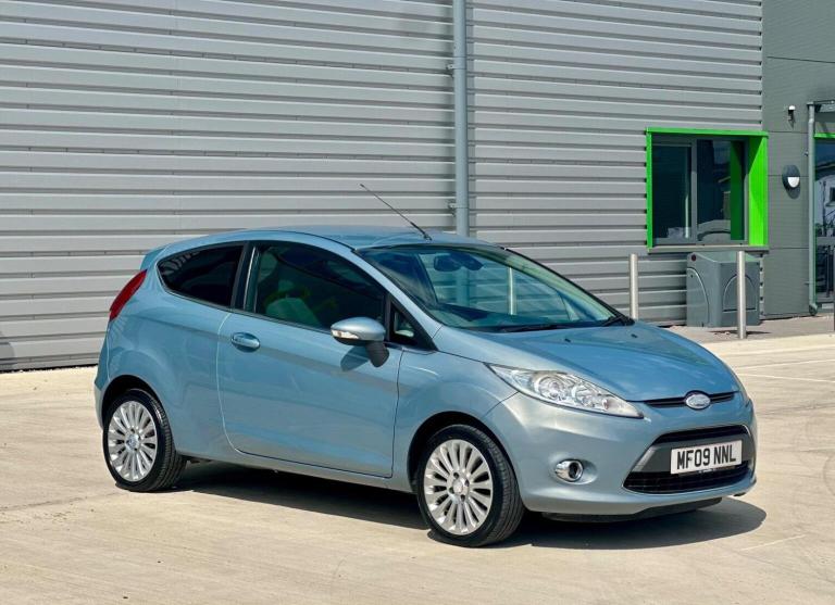FORD FIESTA 1.6 TDCi Titanium 3dr 2009