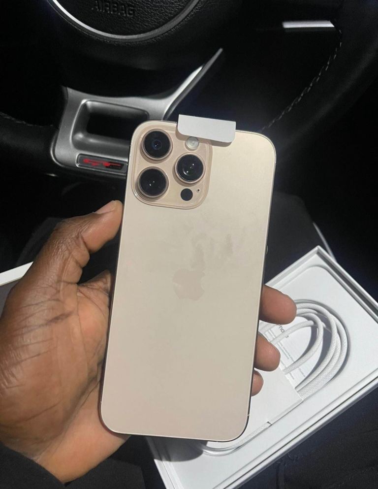 iPhone 16 pro max