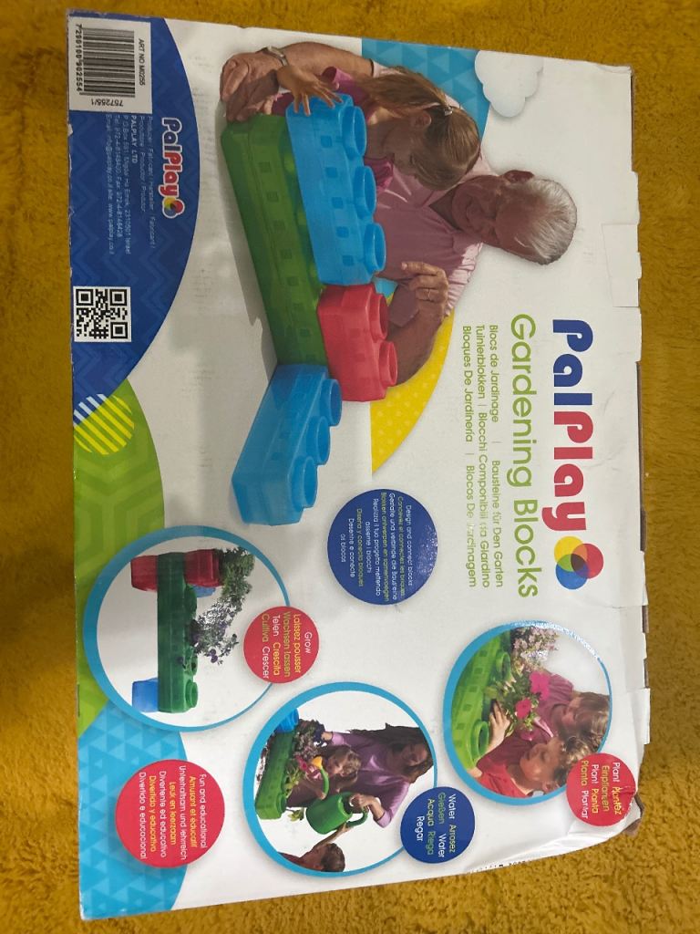 G-BLOX Gardening Blocks - Brand New!