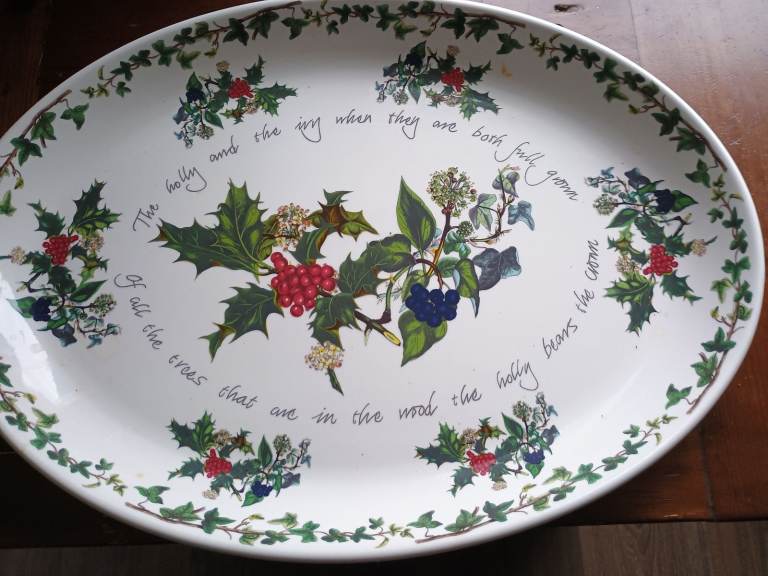 Portmeirion Large Turkey Platter Holly and Ivy Design (50cm by 38cm)