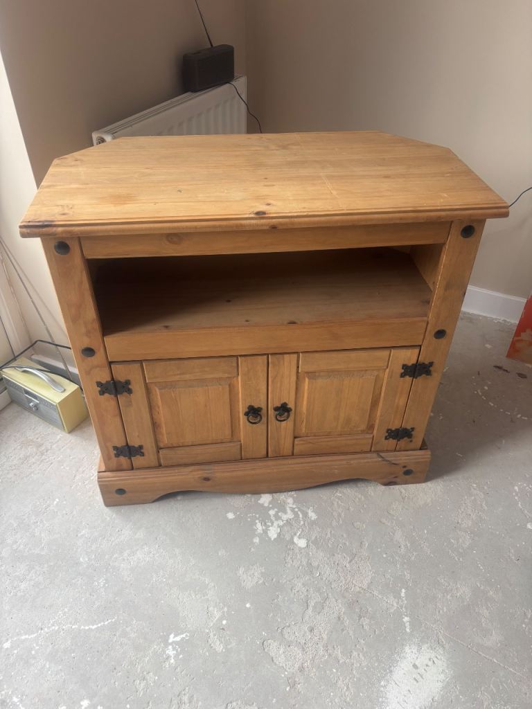 Oak tv stand
