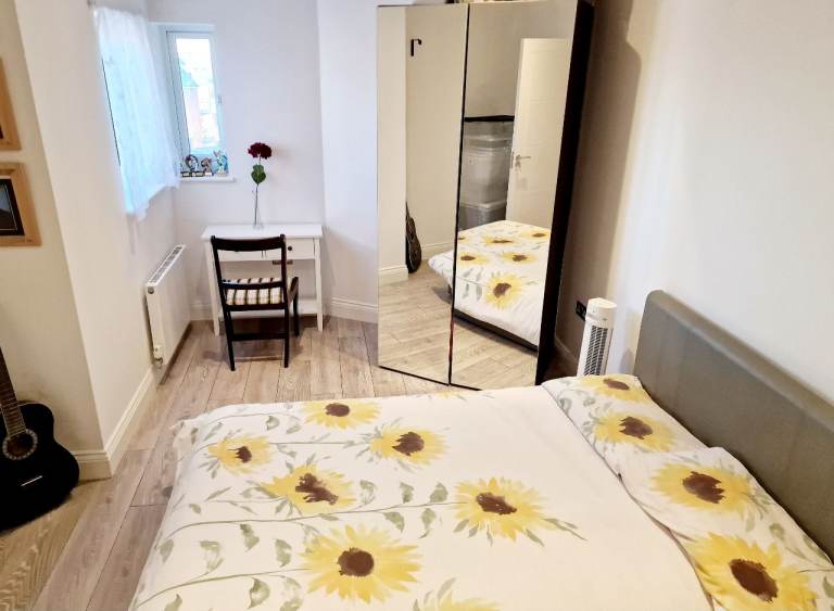 Double room with all bills included 