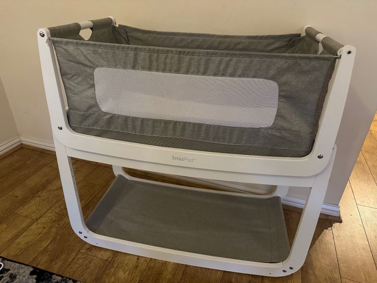 Snuz pid next to me crib 