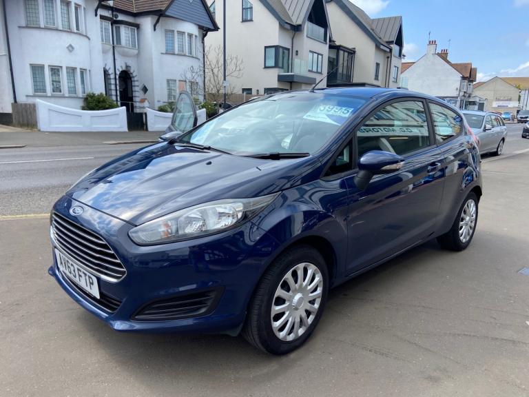 2014 Ford Fiesta 1.25 16v Style £35 tax Low Insurance Air Con 2-Owners