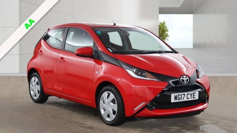 2017 Toyota AYGO 1.0 VVT-i X-Play 5dr x-shift HATCHBACK PETROL Automatic