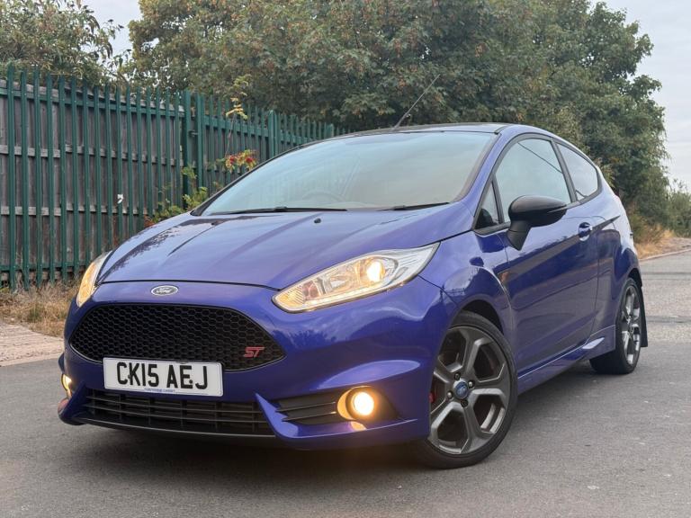 2015 Ford Fiesta 1.6 EcoBoost ST-2 3dr HATCHBACK Petrol Manual