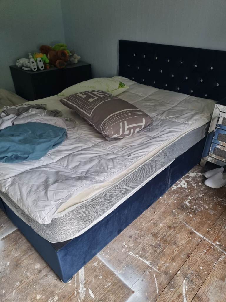 Double bed 