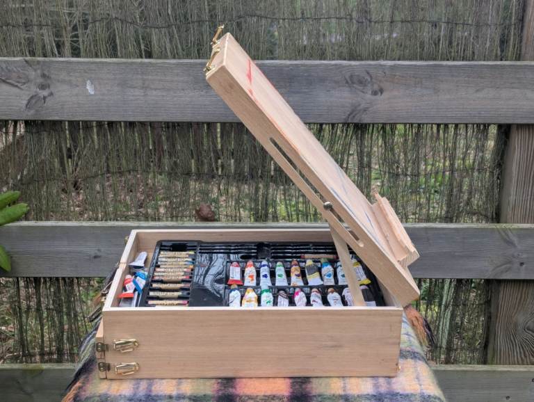 Artists easel, table top