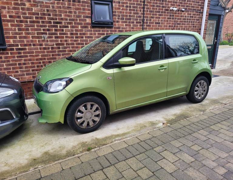 Skoda citigo breaking like VW Volkswagen up seat mii headlight wing bumper