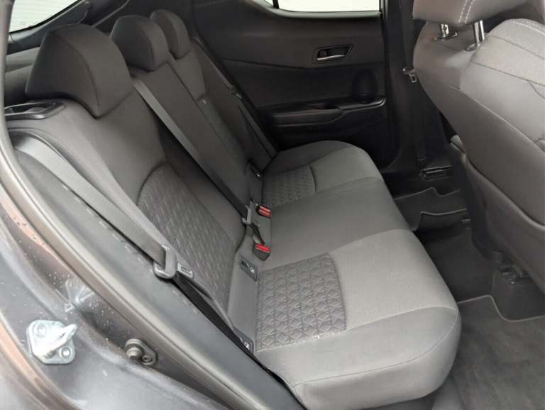 2021 Toyota C-HR 2.0 VVT-h GPF Design SUV 5dr Petrol Hybrid CVT Euro 6 (s/s) (184 ps) - SAT  HATC...