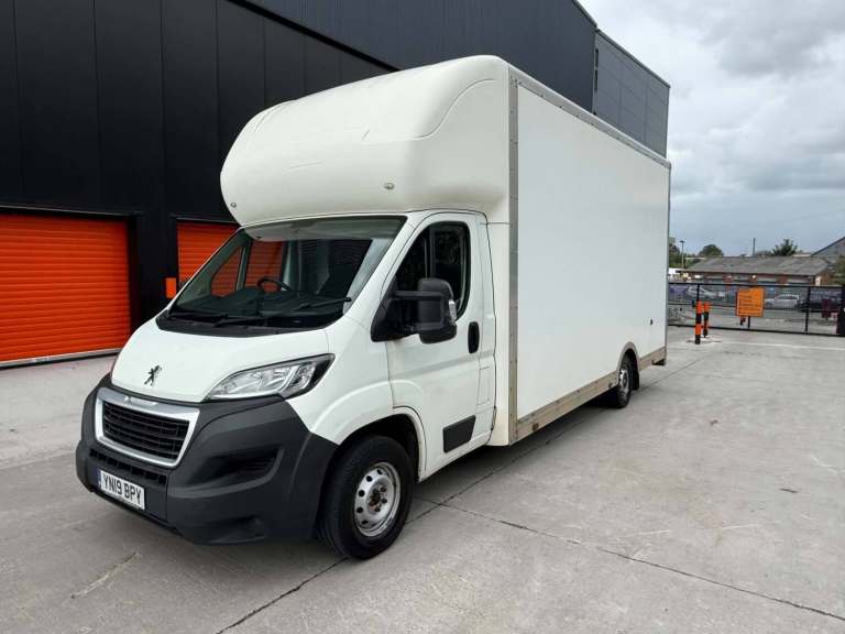 2019 Peugeot Boxer 2.0 BlueHDi  LUTON  LOW LOADER Chassis Cab 130ps CHASSIS CAB Diesel Manual