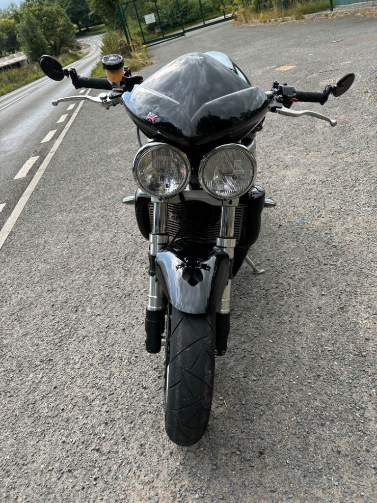 Triumph 955i Speed Triple 2003