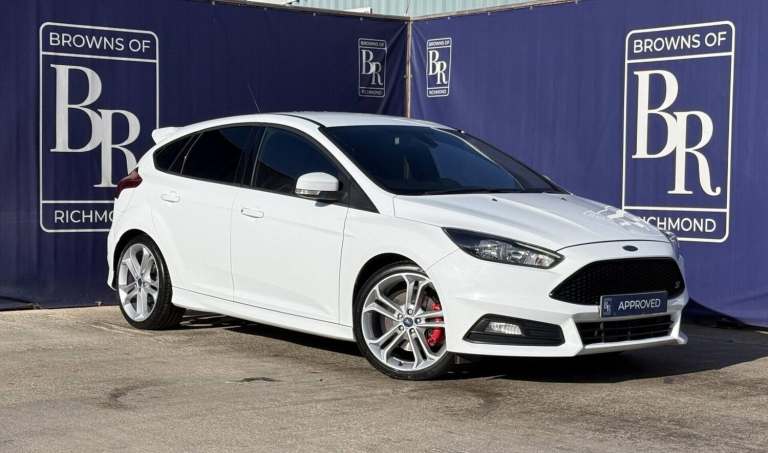 2017 Ford Focus 2.0T EcoBoost ST-2 Hatchback 5dr Petrol Manual Euro 6 (s/s) (250 ps) Hatchback Pe...