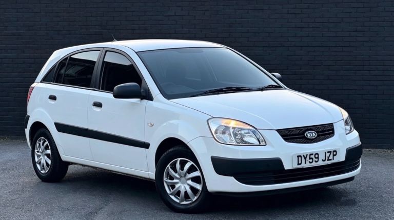 KIA RIO 1.4 PETROL 11 MONTHS MOT
