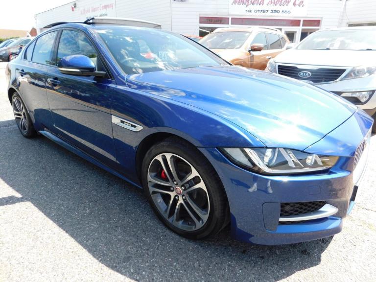2015 Jaguar XE R-SPORT Saloon Diesel Automatic
