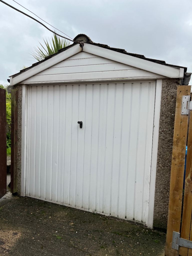 Free garage 
