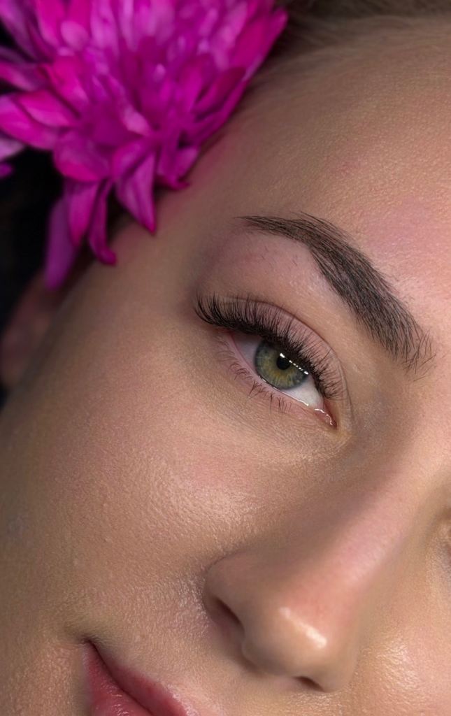Eyelash extension 