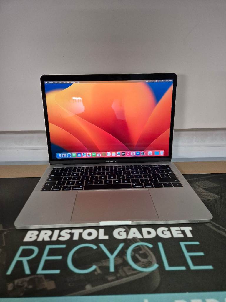 Apple Macbook Pro 2017 13.3-inch (MacOS Ventura/Intel i5/8GB RAM/128GB SSD) + 6 Months Warranty