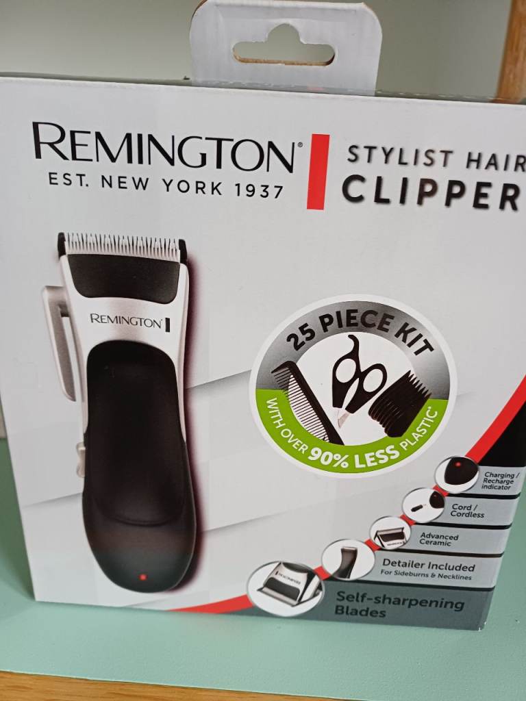 Remington Stylist Hair Clipper - 25 Piece Kit, Brand New