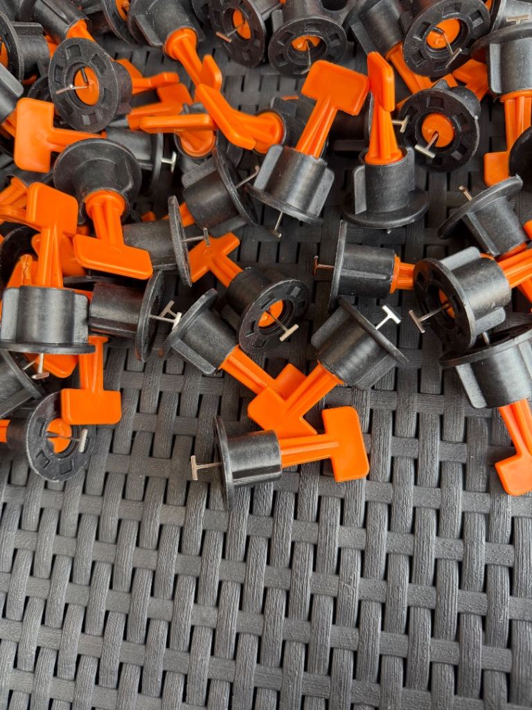 Tile Levelling System T-Lock Wall Floor Spacer Tool Clips Set Tiling Levellers