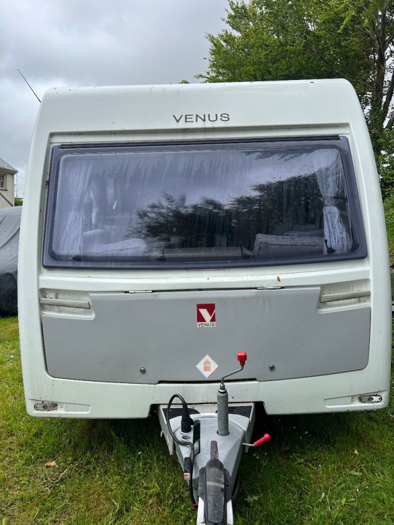 2017 Lunar Venus 4 berth 