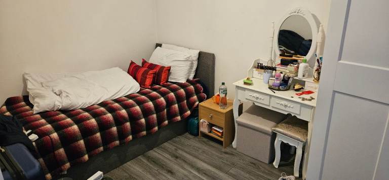 Single Room Available – All Bills Included – Quiet Family Home (Rowley Regis)