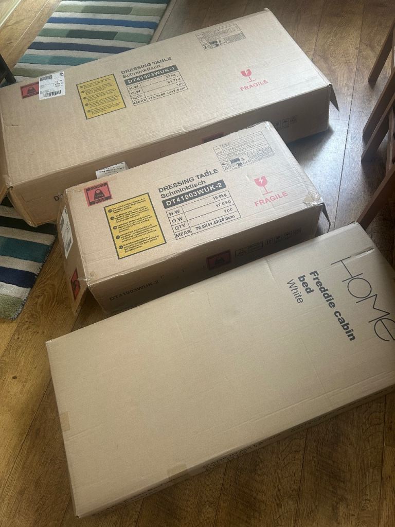 Cardboard boxes FREE