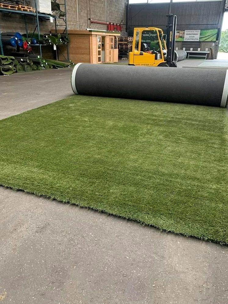 35mm Pet-Friendly Grass | Grass Easy-Clean Rolls Artificial