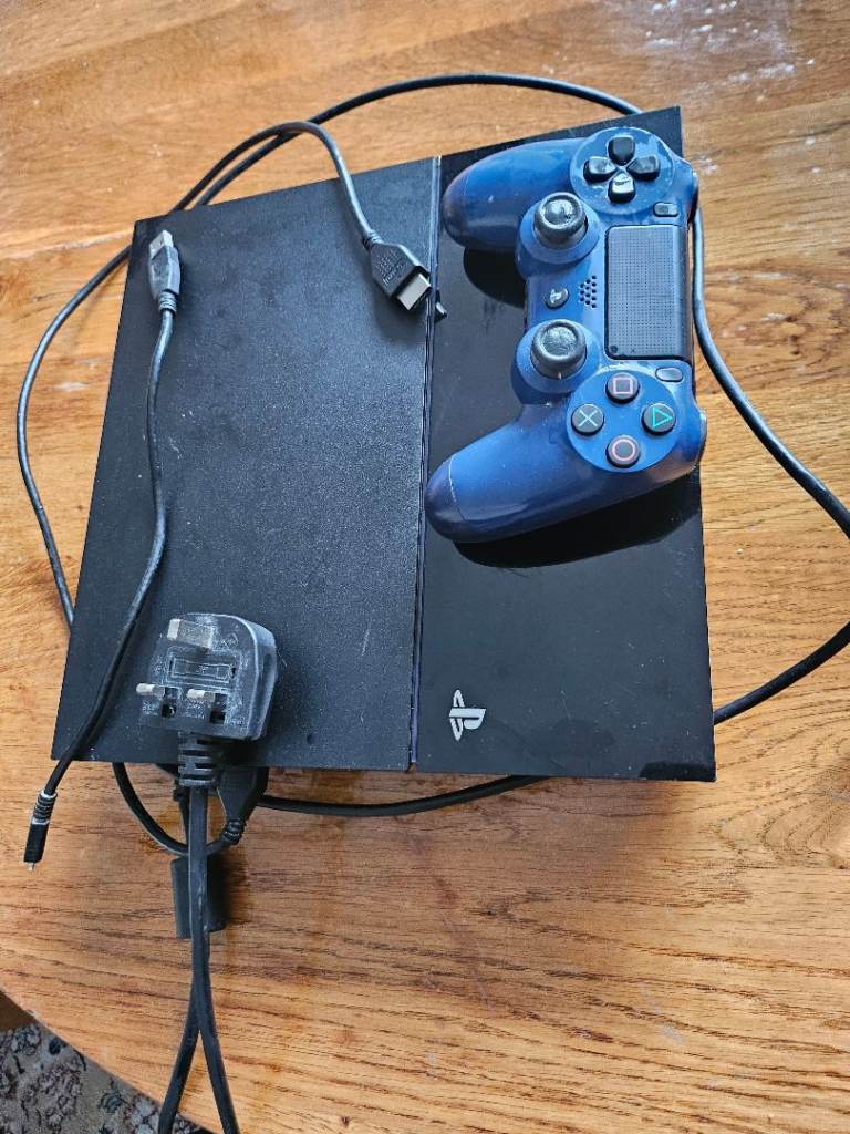 Sony Playstation 4 Great Condition With Controller