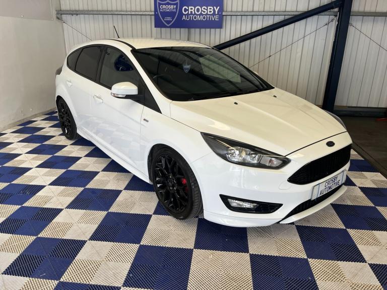 2018 Ford Focus 1.0 EcoBoost 140 ST-Line Navigation 5dr HATCHBACK Petrol Manual