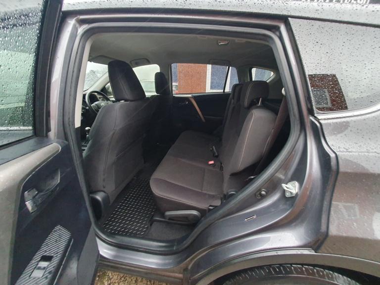 2013 Toyota RAV4 2.2 D-4D Icon SUV 5dr Diesel Manual 4WD Euro 5 (150 ps)