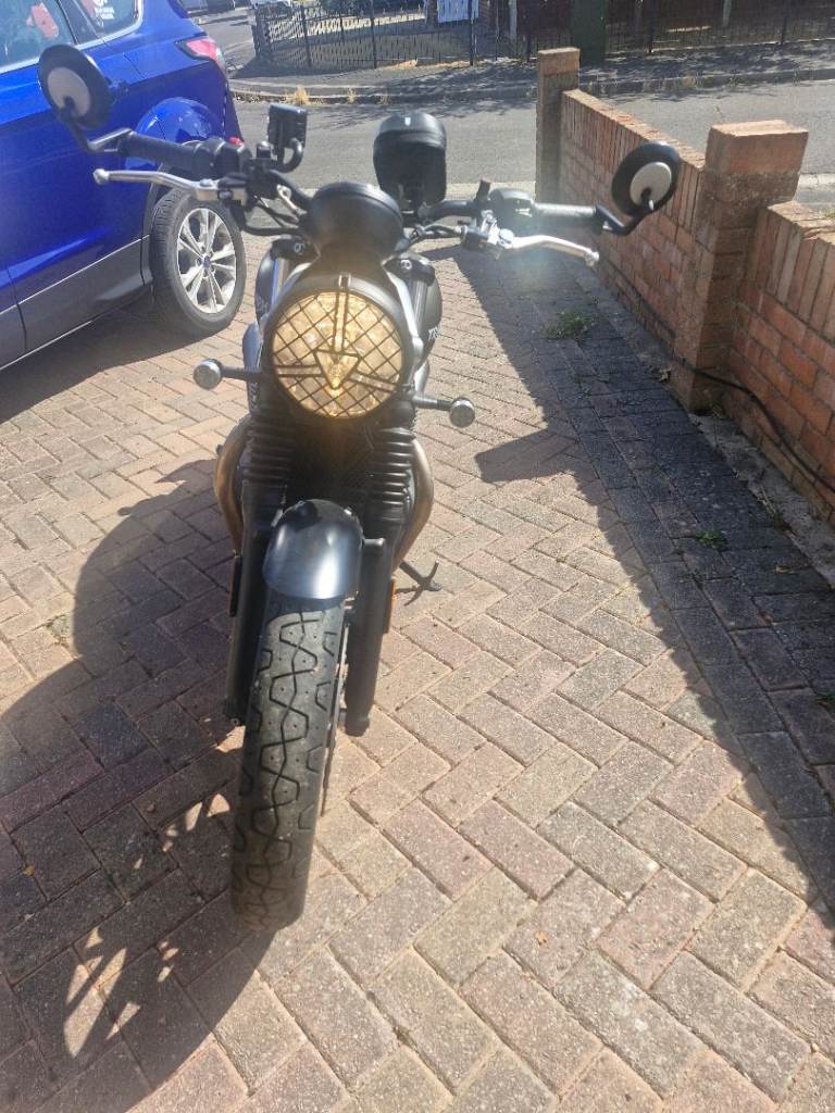 Triumph, BONNEVILLE, 2019, 900 (cc)